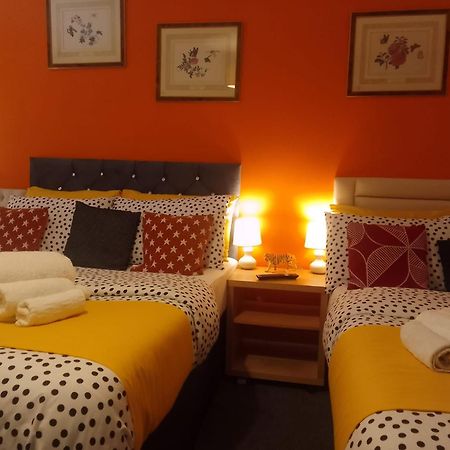 Cosy Stay In Walsall By Ideal Home Bloxwich Exteriér fotografie
