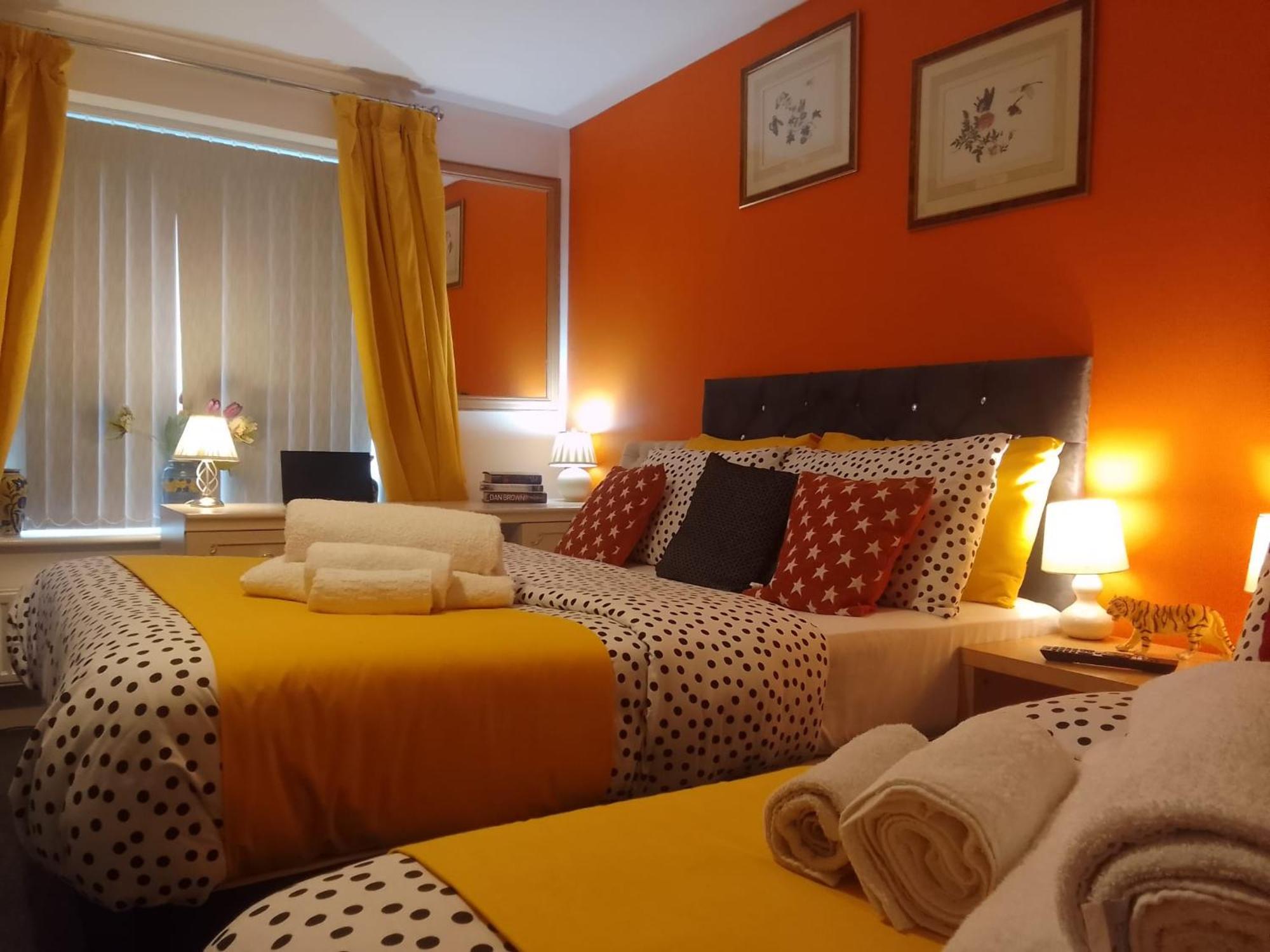 Cosy Stay In Walsall By Ideal Home Bloxwich Exteriér fotografie