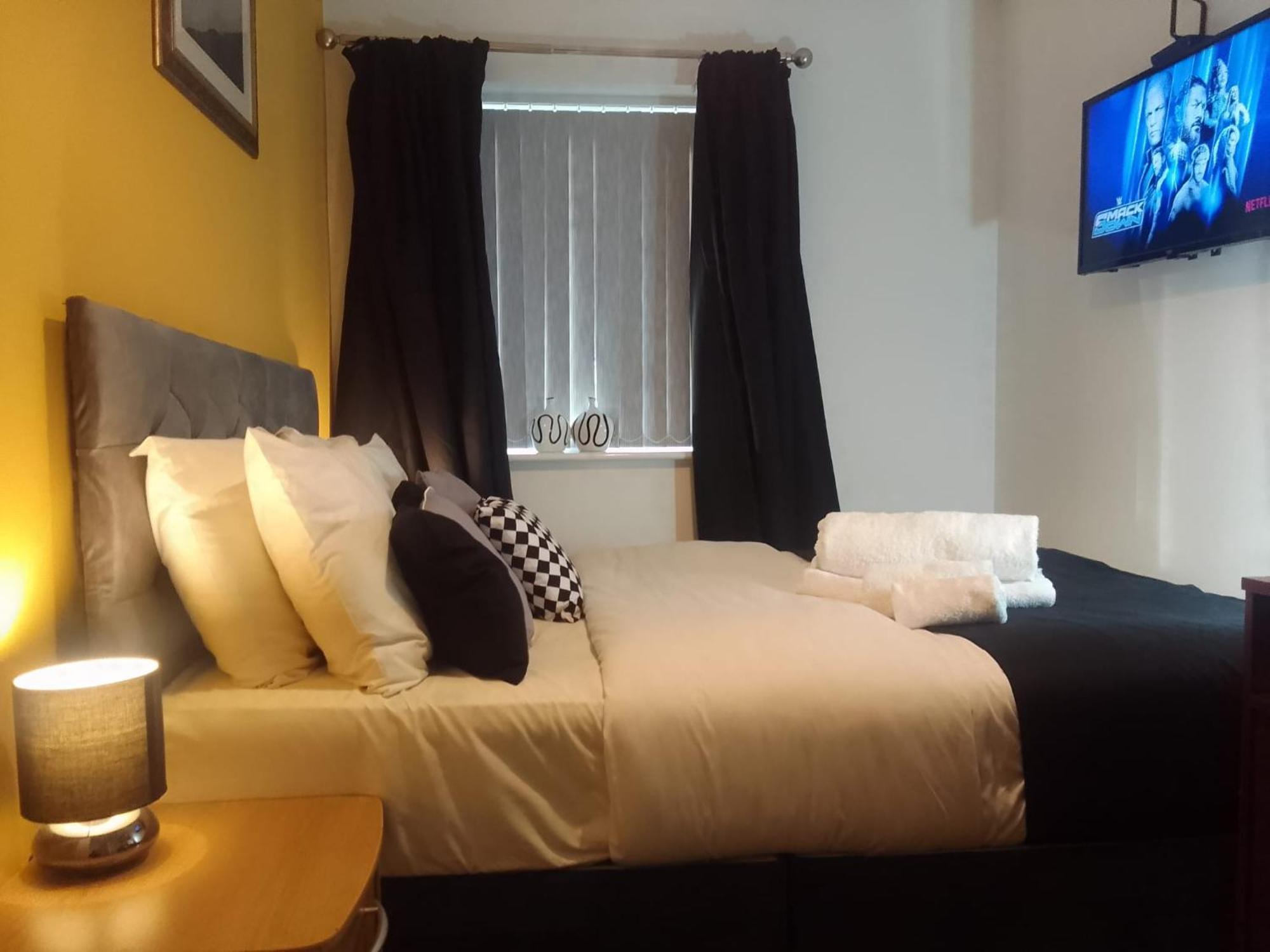 Cosy Stay In Walsall By Ideal Home Bloxwich Exteriér fotografie